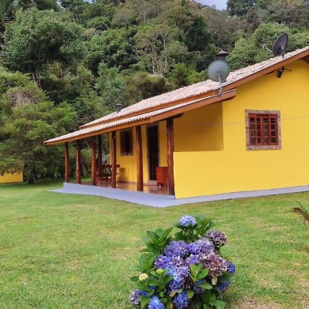 Casa A 14 Km De Goncalves Villa Bagian luar foto