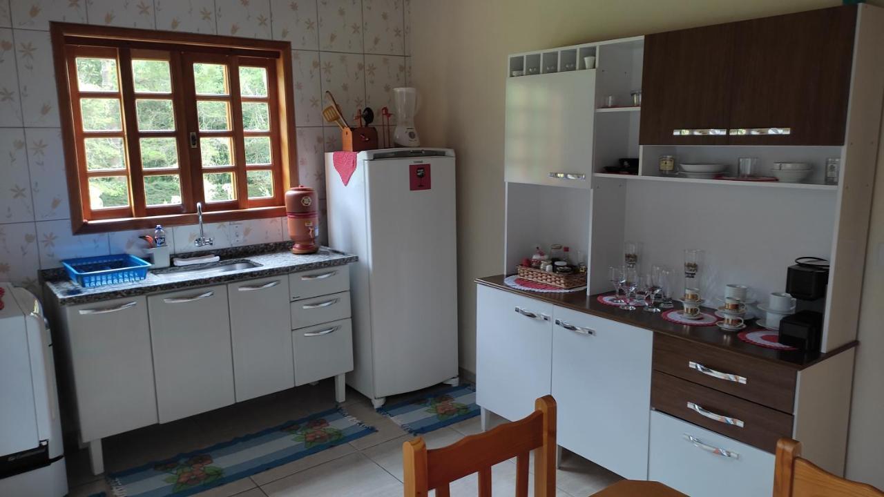 Casa A 14 Km De Goncalves Villa Bagian luar foto